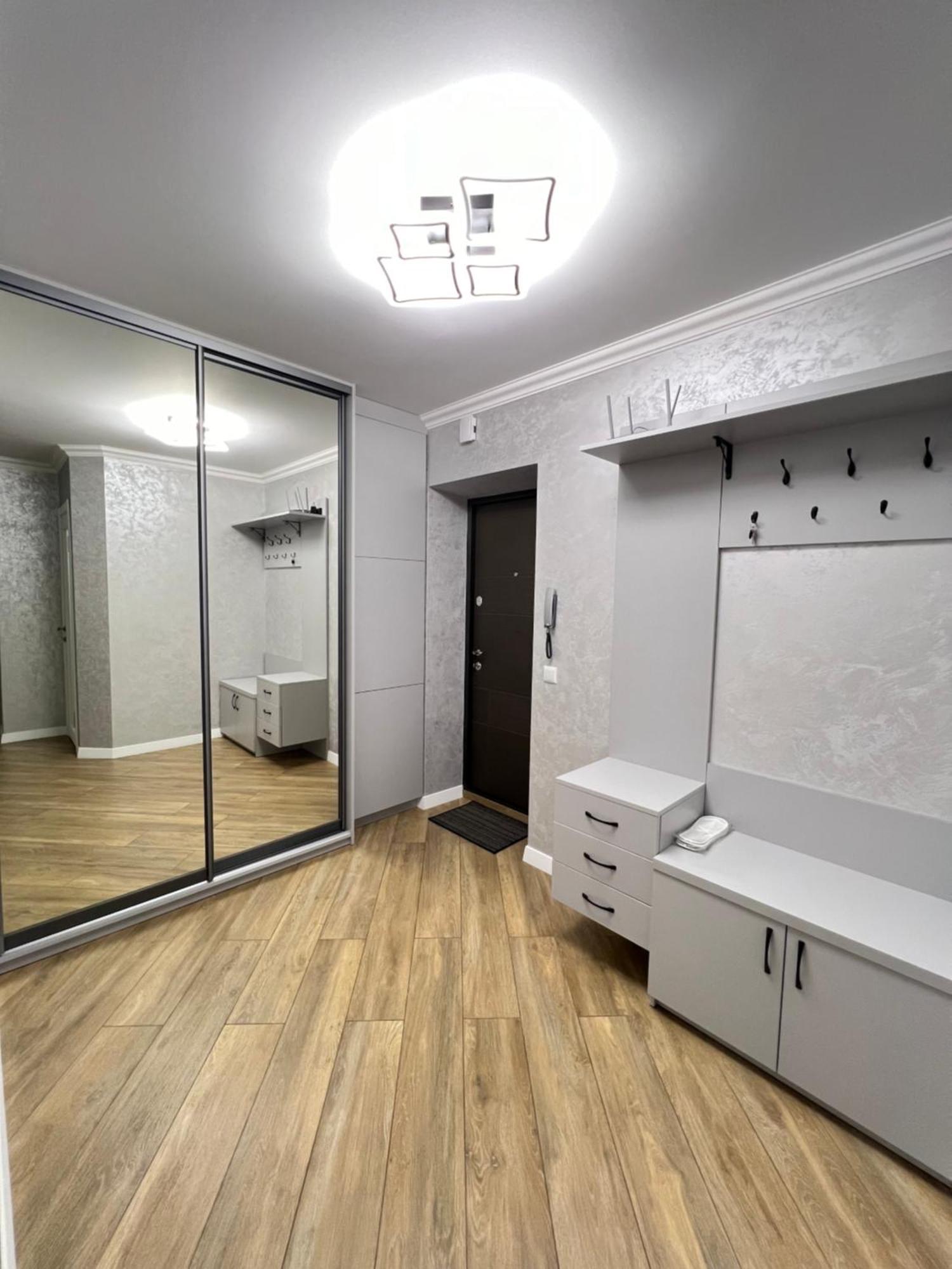 Затишна Квартира Біля Парку Центр Міста Ternopil Eksteriør bilde